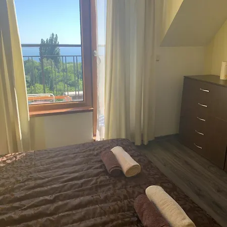 Galata View Sea Views & Free Parking Varna