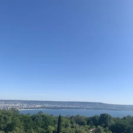 Galata View Sea Views & Free Parking Varna